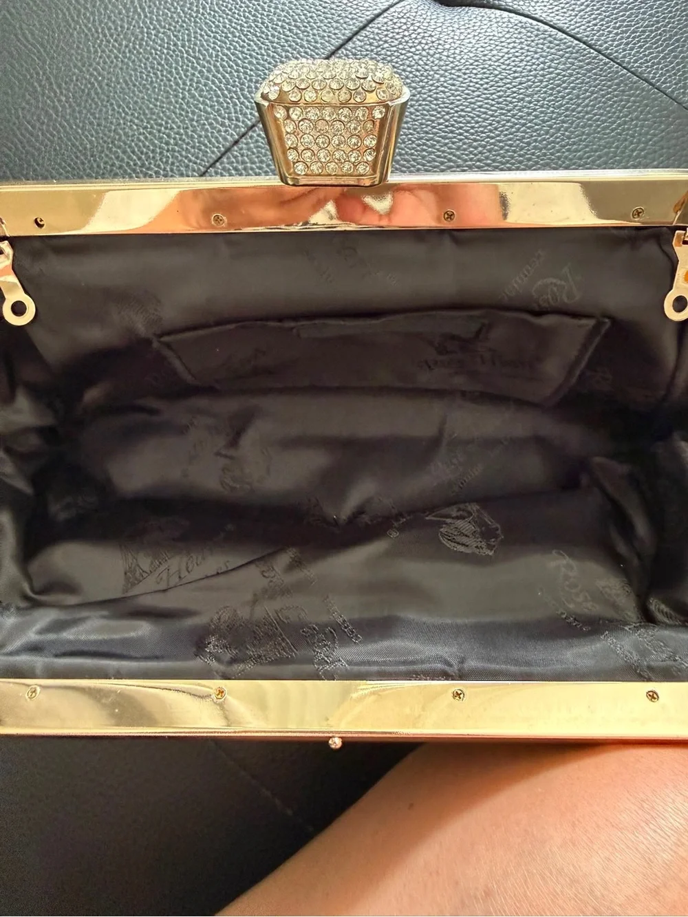 Rose Heart Black Rhinestone Crystal Evening Clutch⁠